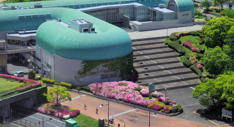 北九州市立中央図書館
